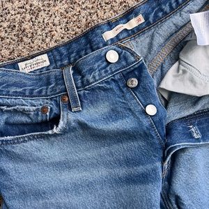 Levi’s Women’s Wedgie Jean